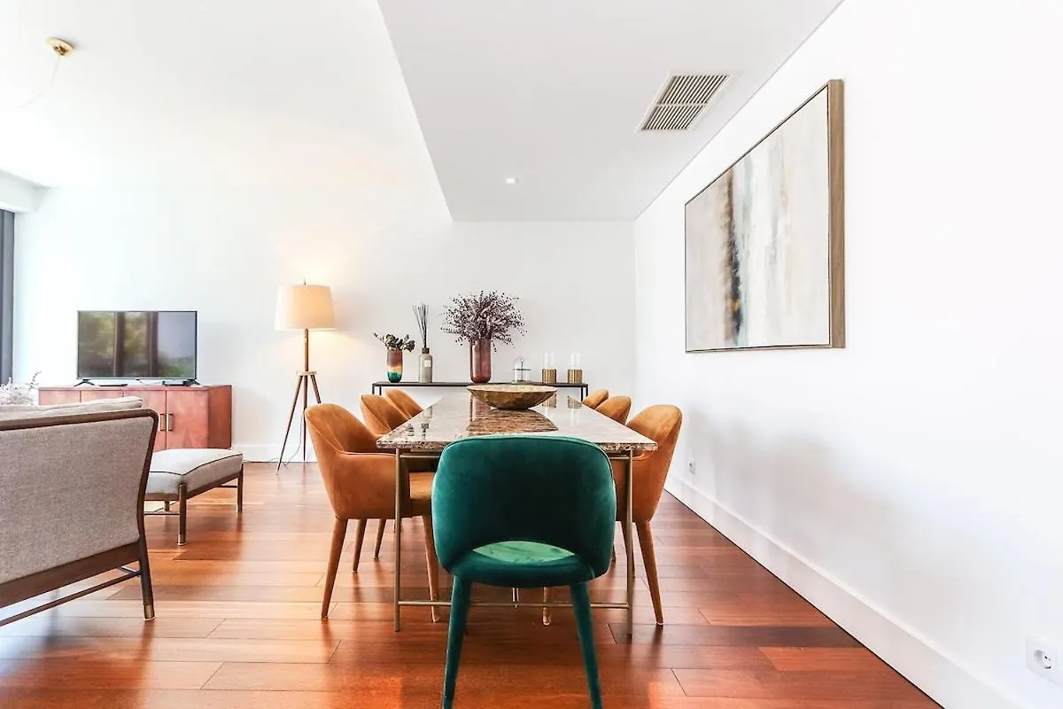 Alcantara Lovely With Balcony 2 Bdr Apt With Ac Lisbon Portugal